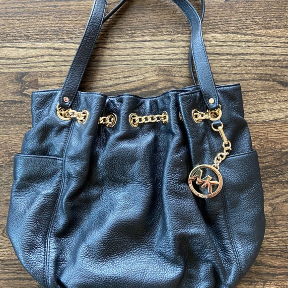 Michael Kors bag & wallet - Picture 2 of 10